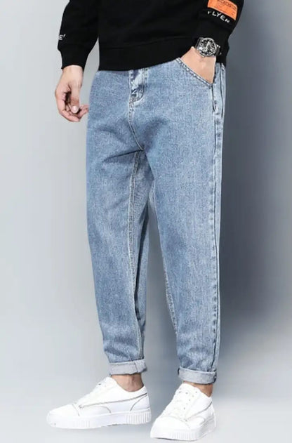 Men's Tapered Fit Mid Rise Casual Stretchable Denim Carrot Jeans