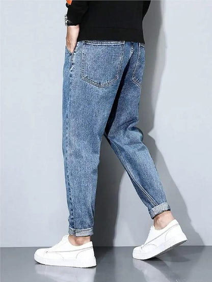 Men's Tapered Fit Mid Rise Casual Stretchable Denim Carrot Jeans_1