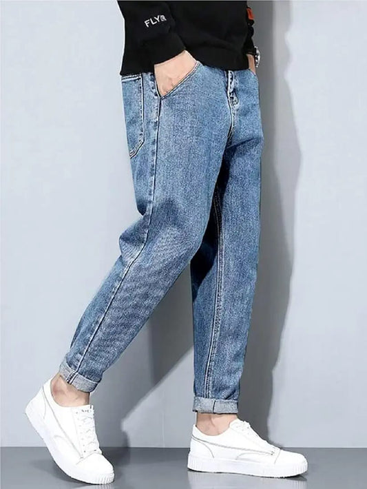 Men's Tapered Fit Mid Rise Casual Stretchable Denim Carrot Jeans_1