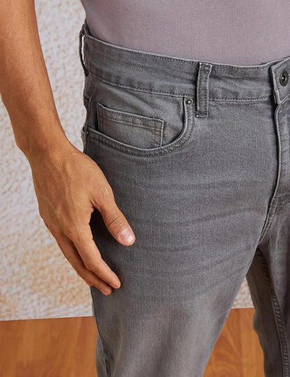 Symbol Men's Relaxed Fit Mid Rise Jeans